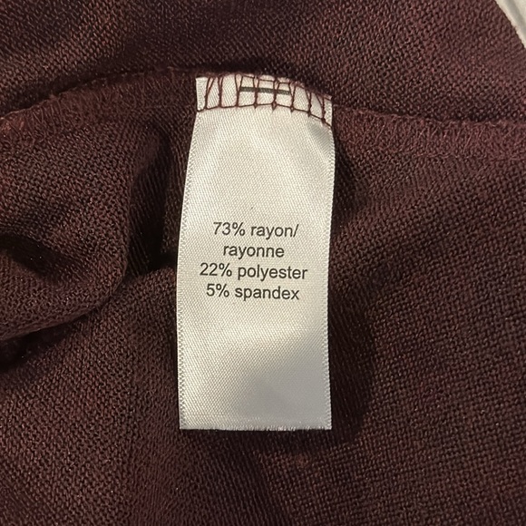 Women's long sleeve cowl neck top with button detail. Size Medium - Picture 5 of 5